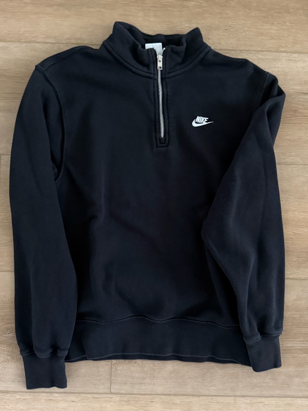 Nike Men’s Black quarter-Zip Pullover Sweatshirt